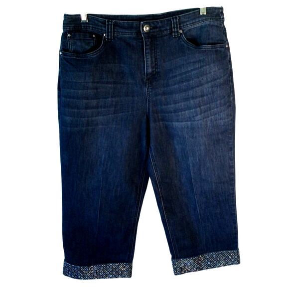 Christopher & Banks Women's Mid Rise Beaded Cuff Blue Jean Capri Pants Size 12 - Picture 1 of 10